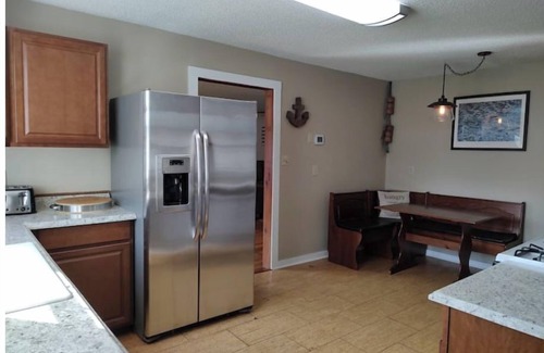 Coinjock Casa | Rolling Hitch-Cottage on the ICW - Dog Friendly!