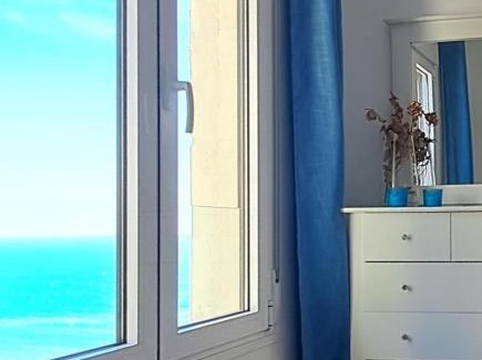 Cadiz Apartamento | Romántica vista al paseo marítimo de Cádiz