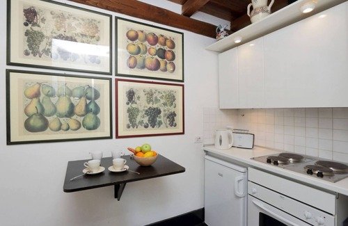 Rione IV Campo Marzio Apartamento | ROMAC Leone V Unique 5-bdr near the Spanish Steps