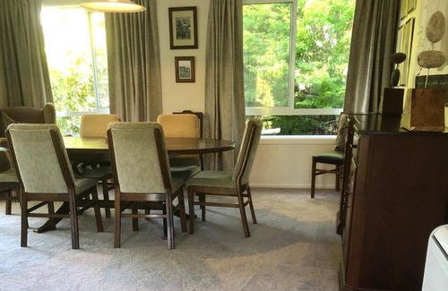 Turangi Casa | Romahapa - Turangi Holiday Home