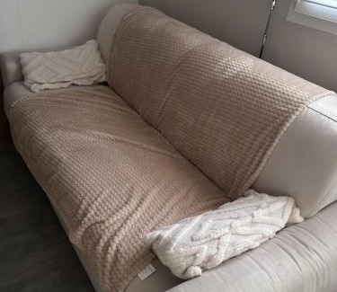 Chateauroux Apartamento | Romania