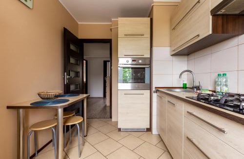 Pogorze Apartamento | Romanowskiego Comfort Apartment by BookingHost