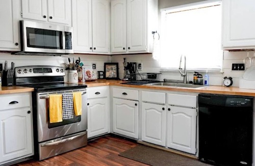 Fayetteville Casa | Roman’s Retreat