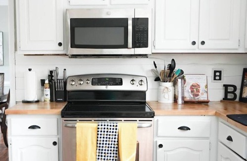 Fayetteville Casa | Roman’s Retreat