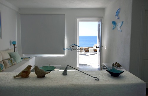 Koundouros Casa | Casa romántica y acogedora en el paseo marítimo en la zona de Koundouros, Kea