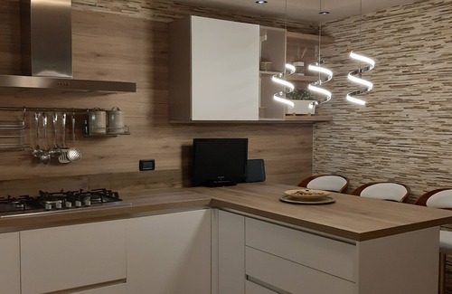 Abano Terme Apartamento | Romántico y acogedor apartamento a pocos pasos del centro, con garaje.