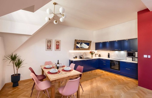 Prague 1 Apartamento | Romantic Apartment with Balcony in the Old Town