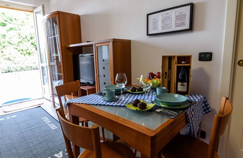 Borgonovo Apartamento | ROMANTIC APARTMENT WITH ROUND BED