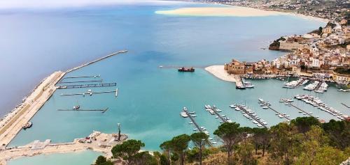 Alcamo Marina Apartamento | Romantic apartment with sea view in Alcamo - Terrace & BBQ