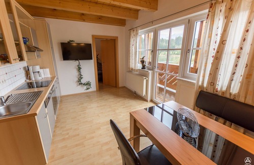 Zeutschach Apartamento | Romantic apartments with pond view, sun terrace and swimming pond