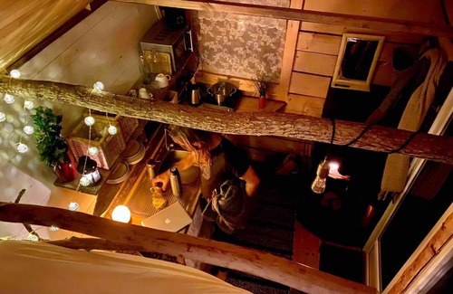 Stjarnsund Casa | Romantic Cabin Right on the Lake With Fire Place