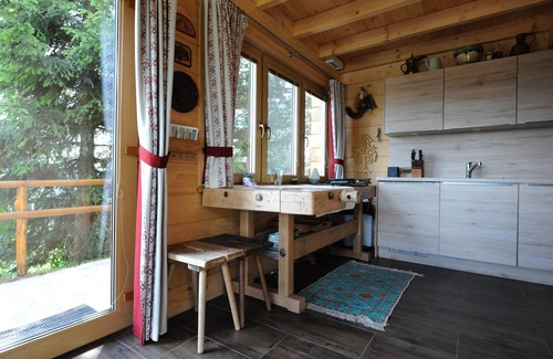 Ratten Chalet De Esquí | Romantikhütte, Natur, Luxus, Lagefeuerstelle und Panorama!!!