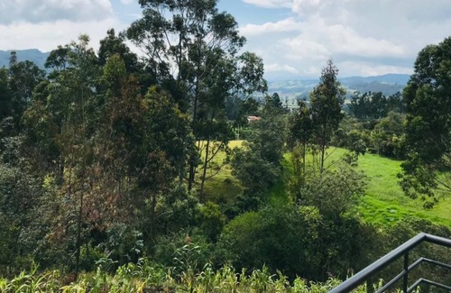 Chiquinquira Apartamento | Romántica cabaña con vista a la ciudad, 10 min del centro
