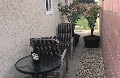 Windsor North River Ridge Casa | Romantic Coastal Private Room is located 10 minutes from all sightseeing places