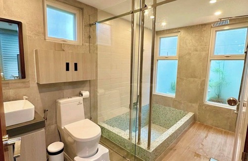 General Trias Otro | Romantic, Comfy Loft with Private Onsen