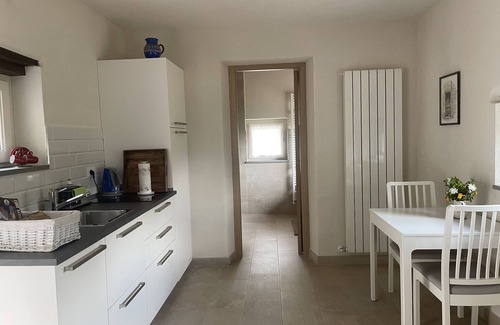 Varese Ligure Cabaña | Romantic cottage with private spa