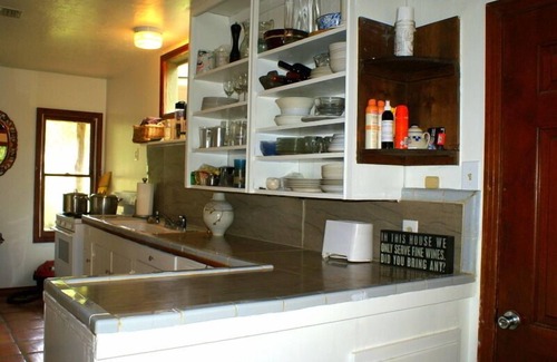 Wimberley Cabaña | Romántica casa de campo justo en el arroyo Cypress!