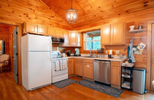 Sevierville Chalet De Esquí | Romantic + Cozy +Views Smokey Mountain & Hot Tub