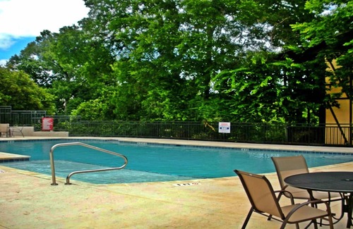 New Braunfels Condominio | ¡Elegancia romántica! La escapada perfecta de pareja ubicación!