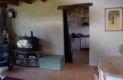 Donzy-le-National Casa | Casa de vacaciones familiar romántica Gentilhomme cerca de Cluny, Taize y Macon!