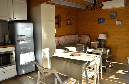 St.-Remy-de-Provence Chalet De Esquí | Romantic gite with private spa