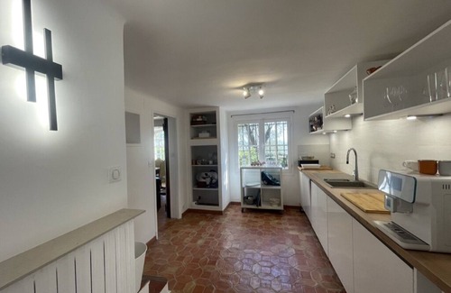 Cabris Villa | Romantic French Farmhouse with Panoramic Views 12