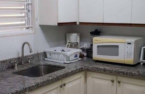 Tower Isle Condominio | Romantic getaway on Jamaica's beautiful Northcoast .