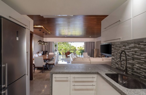 Playa Mujeres Apartamento | Romantic getaway with beach access and resort-style amenities