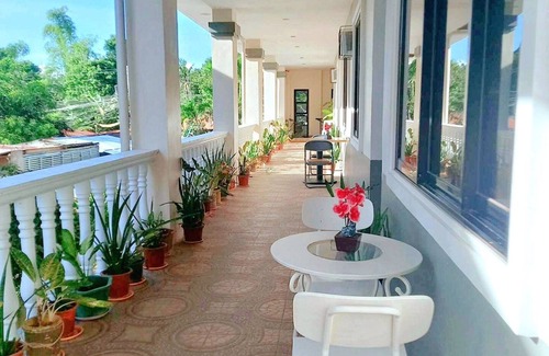 Liloan Apartamento | Romantic Getawaybalcony+garden View & Fast Wi-fi