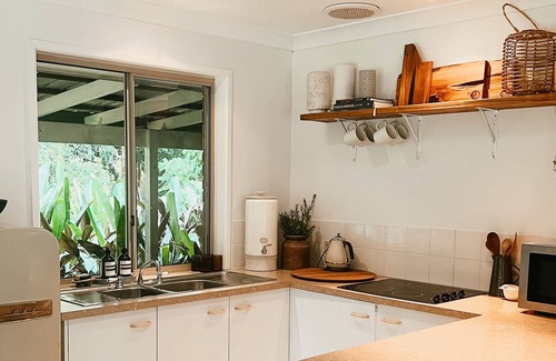 Currumbin Valley Cabaña | Romantic hinterland guesthouse