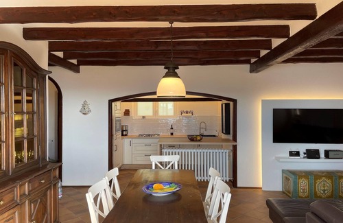 Trarego Viggiona Casa | Casa romántica en Lago Maggiore con jardín