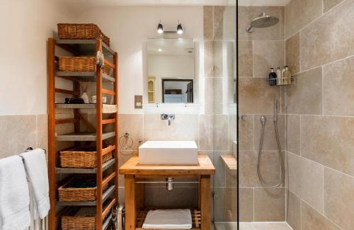 Rode Casa | Romantic Little House near Bath