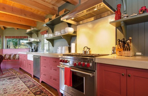 Point Reyes Station Casa | Romantic Lodge en Point Reyes / Inverness: 'Mankas-esque Retreat'