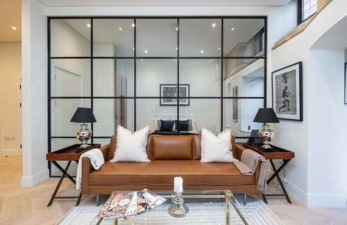 North Finchley Apartamento | Romantic luxury Church getaway - with Boutique D&M Serviced Accommodation