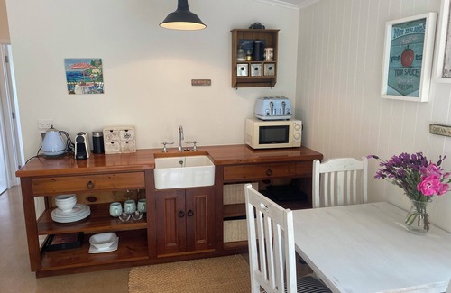 Matakana Cabaña | Romántico Matakana Valley Barn Apartment