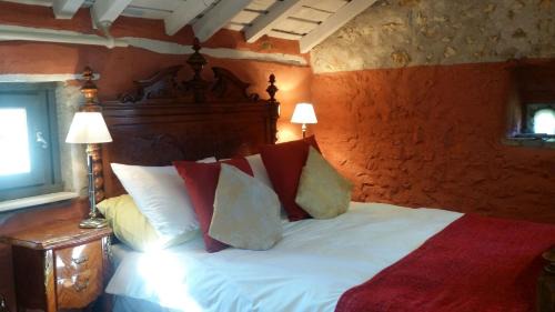 Sourzac Casa | Romantic Mill Cottage 30 min from Bergerac France