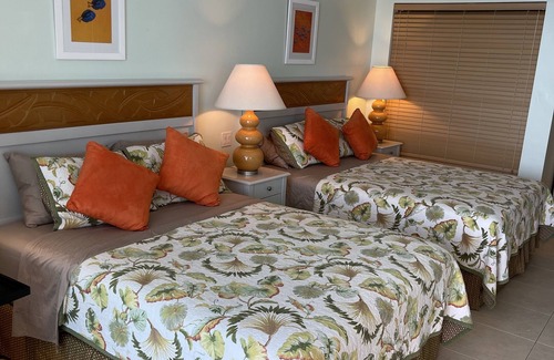 Playa Coronado Condominio | Suite Romántica frente al mar en el Solarium en la Bahía de Coronado