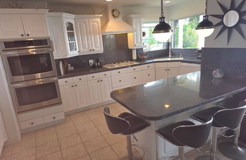 The Mesa Casa | Romantic oceanfront home on the bluff w/ incredible 180+ deg ocean views