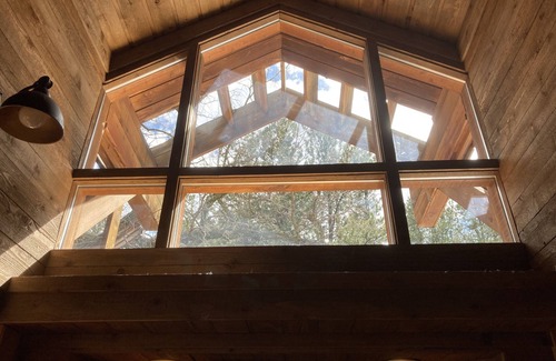 Hermosa Apartamento | Romantic, Peaceful Getaway; Within 10 Mi of Mt. Rushmore & Custer State Park