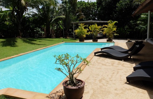 Rawai Villa | Piscina privada, 2 dormitorios, zona tranquila, gran terraza, gran jardín.