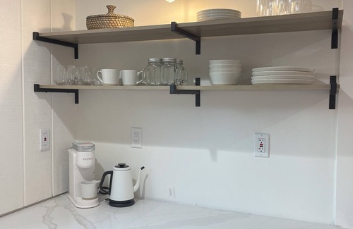 Strawberry Cabaña | Romantic & Private Cottage for Two!