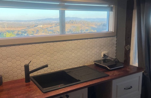 Kangaroo Ground Apartamento | Romantic Stone Cottage with endless views over the Yarra Valley