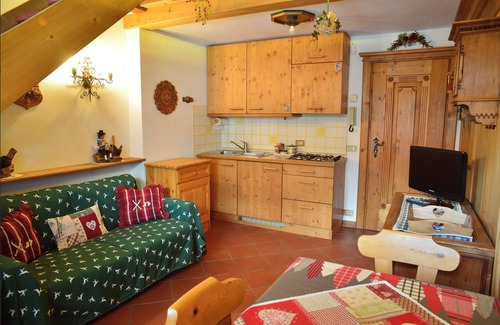 Cortina d'Ampezzo Apartamento | Faloria Suite - soleado, Wi-Fi, balcón, estacionamiento, autobús a 130mt