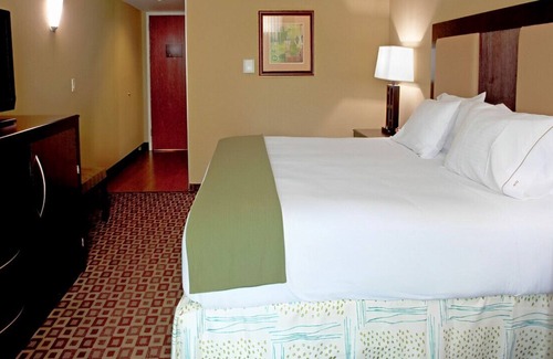 Jacksonville Casa | Romantic Suite for Your Next Sweet Vacation!