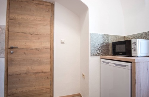 Radovljica Apartamento | Romantic Superior Studio for 3 in the city of the sun