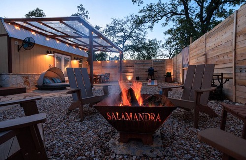Wimberley Casa | Romantic Tiny Luxury Retreat w/ pool & sauna