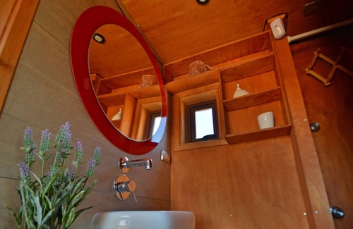 Valley of Casablanca Cabina | Romantic Tinyhouse and Hot Tub,the best Relax in the Wine Valley of Casablanca
