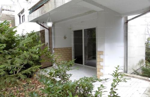 Svabhegy Apartamento | Romantic two bedroom apartments close to Normafa with private parking