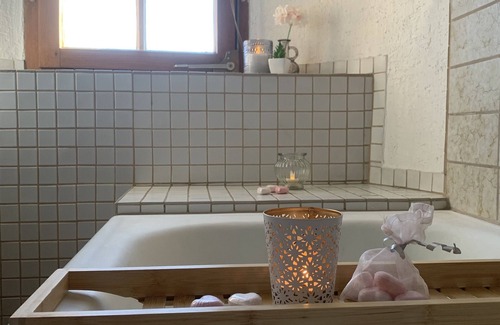 Kornburg - Worzeldorf Otro | Romantic vacation apartment in a historic castle for 2-3 people