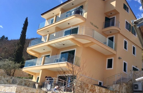 Medveja Apartamento | Super apartamento con piscina, vista al mar, chimenea y wifi en Medveja, Croacia